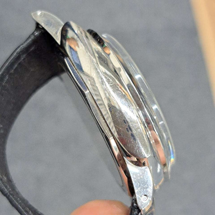 【WHOLESALES】
OFFICINE PANERAI 
PAM00673 
箱　ギャランティ　限定証　替えガラス×1　純正ラバーベルト×1　純正レザーベルト×2