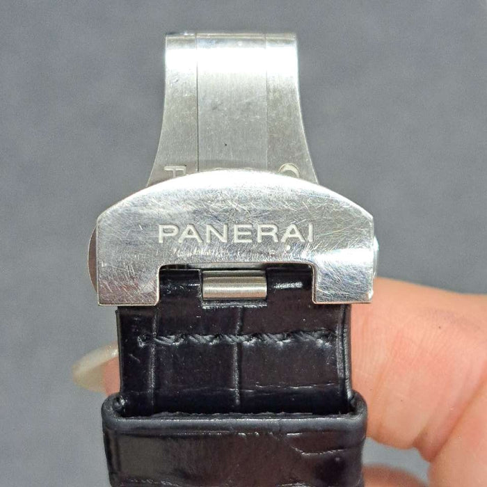 【WHOLESALES】
OFFICINE PANERAI 
PAM00673 
箱　ギャランティ　限定証　替えガラス×1　純正ラバーベルト×1　純正レザーベルト×2