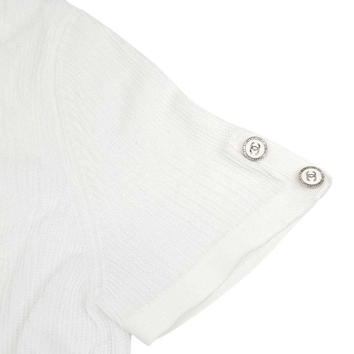 CHANEL 
COCO CC 刺繍 クローバー ココボタン コットン クルーネック 
ココマーク クローバー 刺繍 ショートスリーブ カットソー