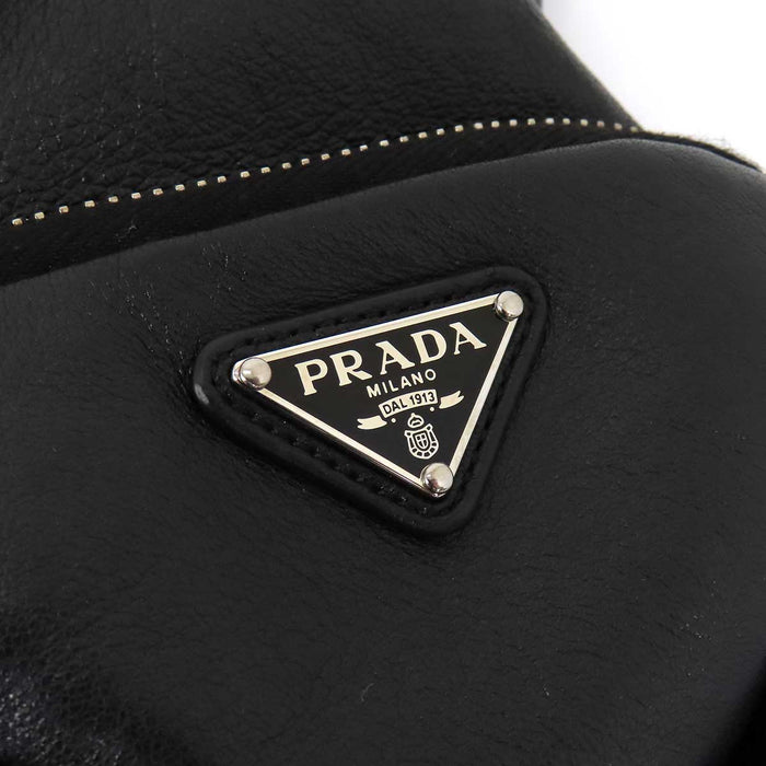 PRADA 
トライアングルロゴ 
ナッパレザー ボンバージャケット