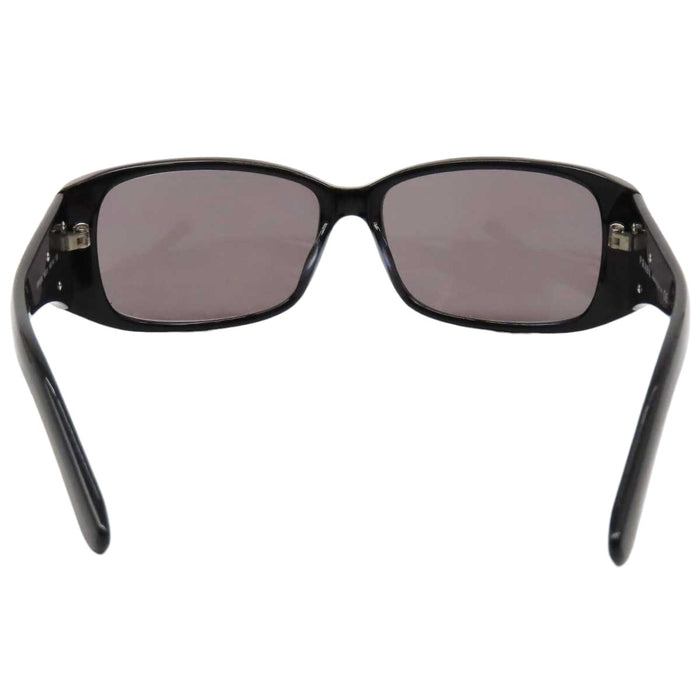 PRADA 
アイウェア 
トライアングルロゴ サングラス