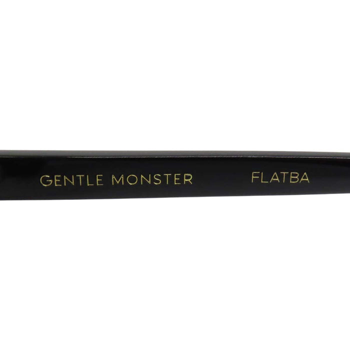 ゴールドカラーメタル 
GENTLE MONSTER Black Peter サングラス