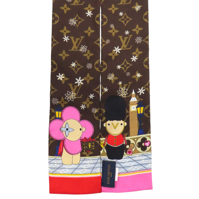 LOUIS VUITTON 
LV ロゴ シルク ハート パドロック ドッグ 
バンドー クリスマス ヴィヴィエンヌ スカーフ