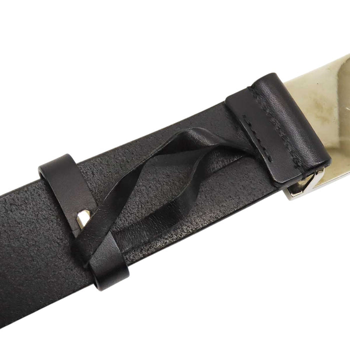 GUCCI 
レザー シルバーカラー金具 
GG スクエア バックル ベルト