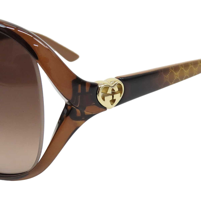 GUCCI 
GG ロゴ 
インターロッキングG ハート サングラス