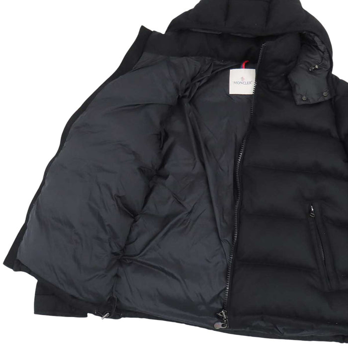 MONCLER 
ワッペン ウール ダブルジップ 
MONTGENEVRE モンジュネーブル ダウンジャケット