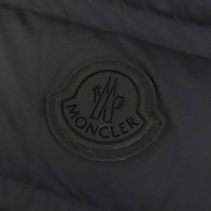 MONCLER 
ワッペン フード ナイロン ダブルジップ 2024年製 
ALITERSE GILET ダウンベスト