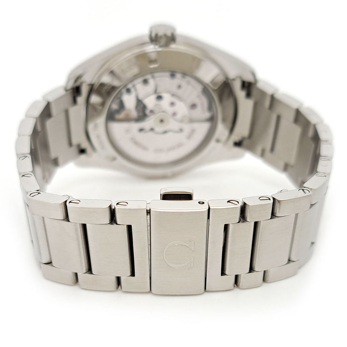 OMEGA 
Seamaster Aqua Terra 
Avec boîte et carte de garantie