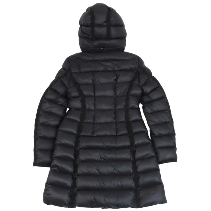 MONCLER 
エルミンヌ ロゴ ワッペン ナイロン 
HERMINE ダウンコート