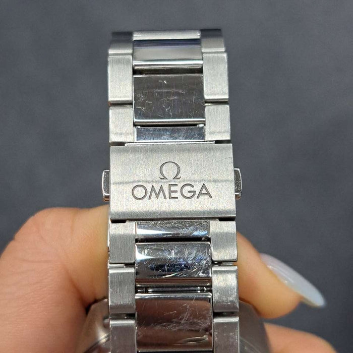 【WHOLESALES】
OMEGA 
220.10.38.20.03.001 
シーマスター アクアテラ コーアクシャル マスタークロノメーター 
箱(外箱破損)　ギャランティ　ピクトグラム　クロノメーター証