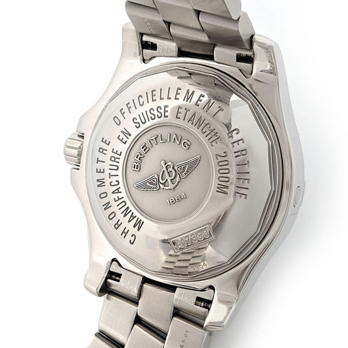 BREITLING 
Superocean 
Avec boîte et papiers de garantie