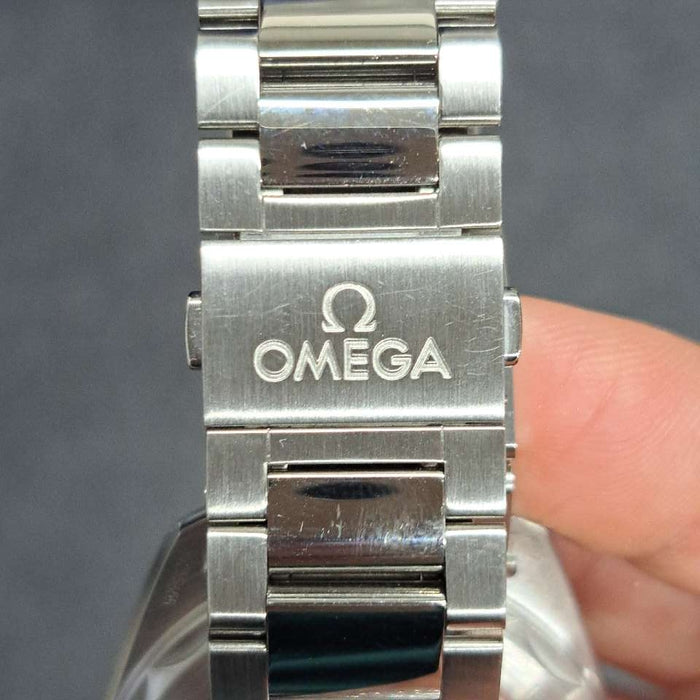 【WHOLESALES】
OMEGA 
220.10.38.20.03.001 
シーマスター　アクアテラ　150M 
箱(外箱汚れあり)　ギャランティ　クロノメーター証　ピクトグラム