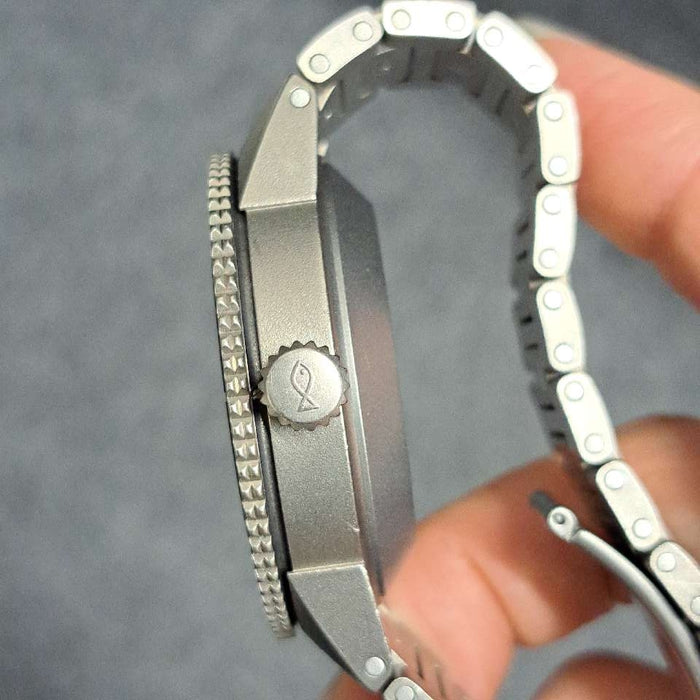 【WHOLESALES】
IWC 
IW353601 
アクアタイマー 
箱(劣化あり)　修理保証書