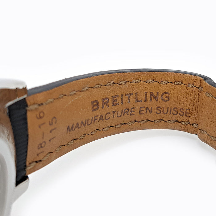 BREITLING 
Galactic 36, cadran en nacre blanche, lunette sertie de diamants 
Avec boîte et papiers