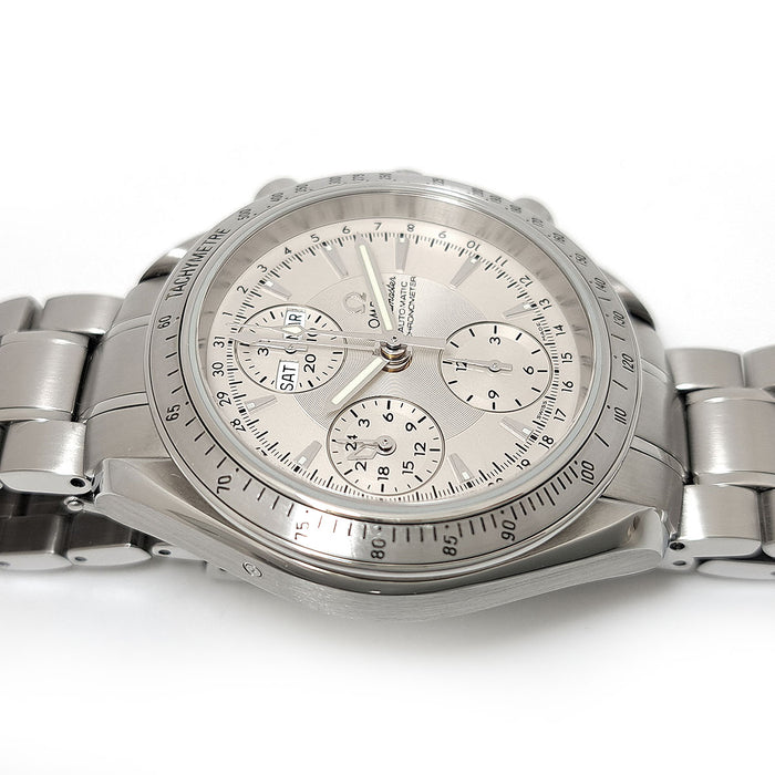 OMEGA 
Speedmaster Day-Date 
avec papiers