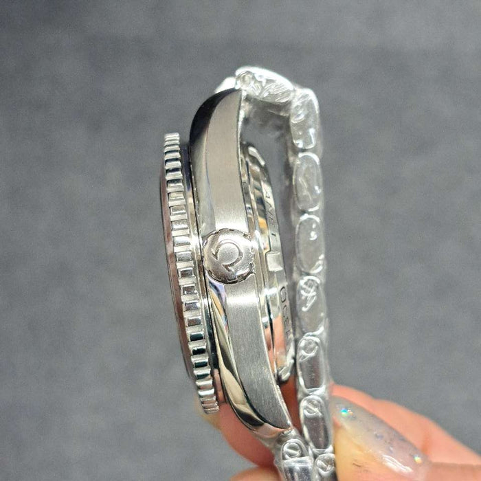 【WHOLESALES】
OMEGA 
232.30.42.21.01.002 
シーマスター　プラネットオーシャン　600M 
ギャランティ　ピクトグラム