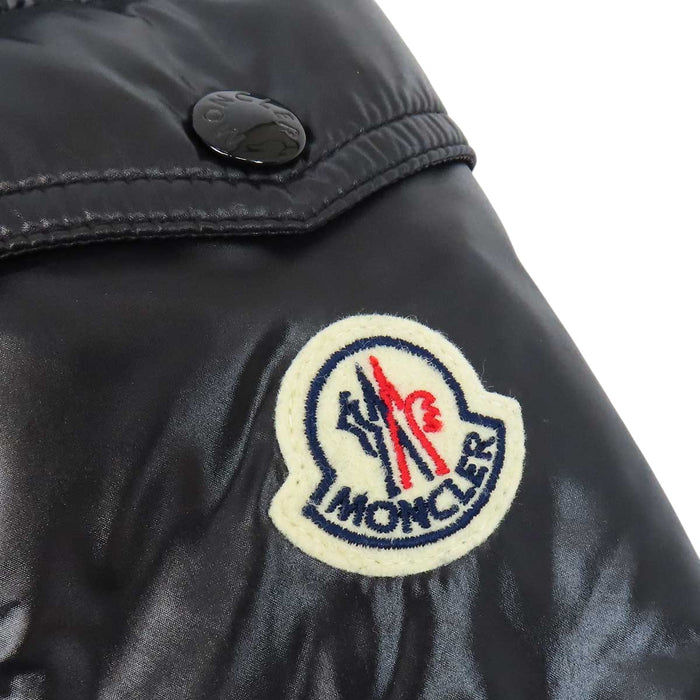 MONCLER 
ロゴ ワッペン フード ダブルジップ ナイロン 
ECRINS ダウンジャケット