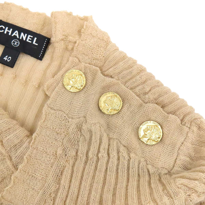 CHANEL 
ゴールドカラー ボタン 
マドモワゼル 五分袖 ウール ニット