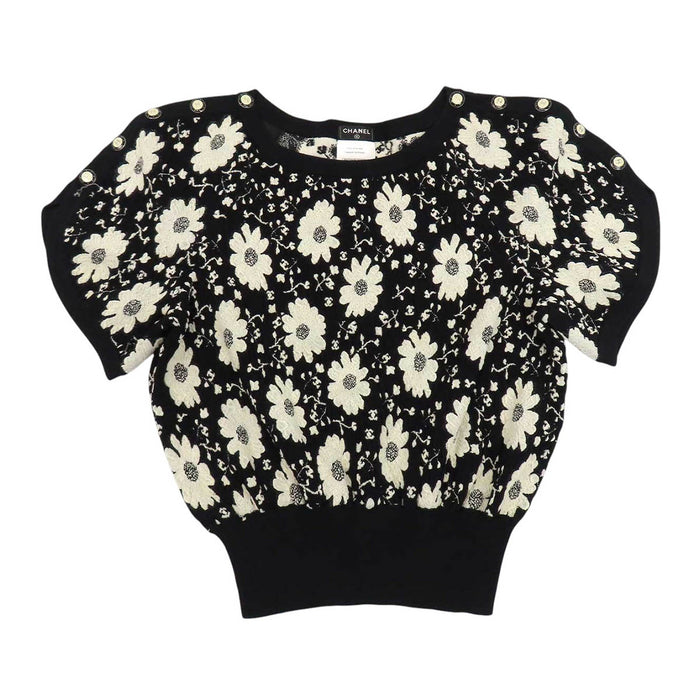 CHANEL 
COCO CC ココボタン フラワー 花柄 
ココマーク ショートスリーブ ニット