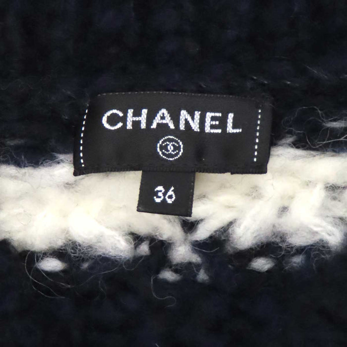 CHANEL 
COCO CC Coco buttons cashmere wool alpaca 
Coco Mark striped knit
