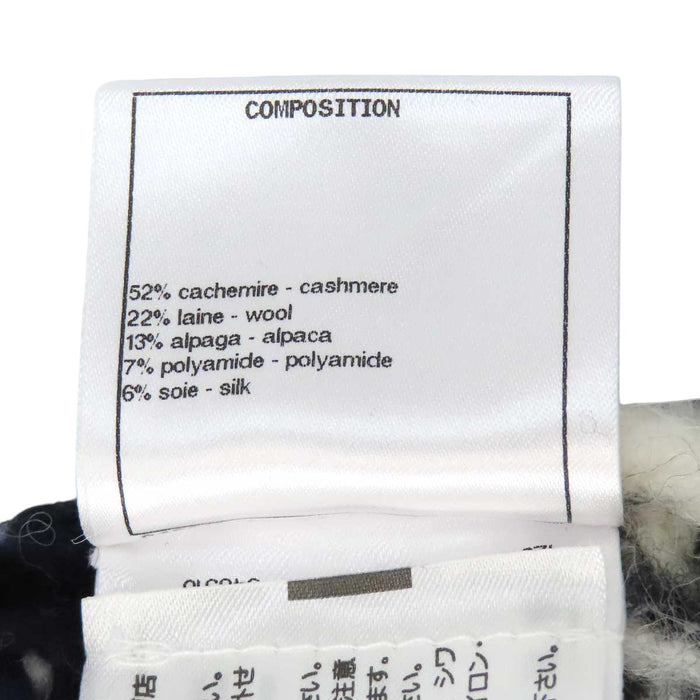 CHANEL 
COCO CC Coco buttons cashmere wool alpaca 
Coco Mark striped knit