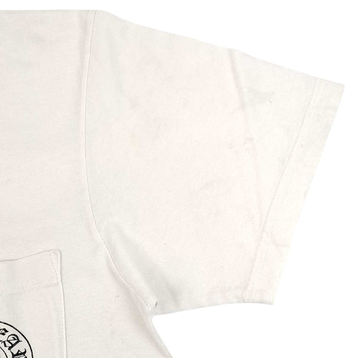 CHROME HEARTS 
CH コットン クルーネック スクロールラベル 
バックグラデーション サークルロゴ プリント Tシャツ