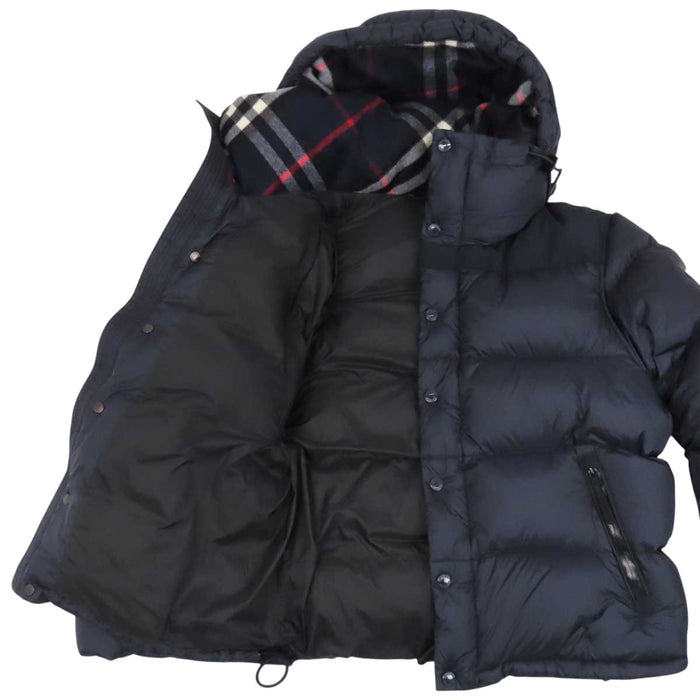 BURBERRY 
ロゴ フード ダブルジップ ナイロン 
デタッチャブル スリーブ ダウンジャケット