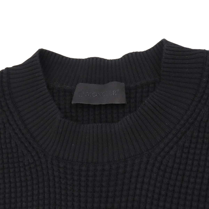 MONCLER 
ワッペン クルーネック トリコロール 
GIROCOLLO TRICOT コットン ニット