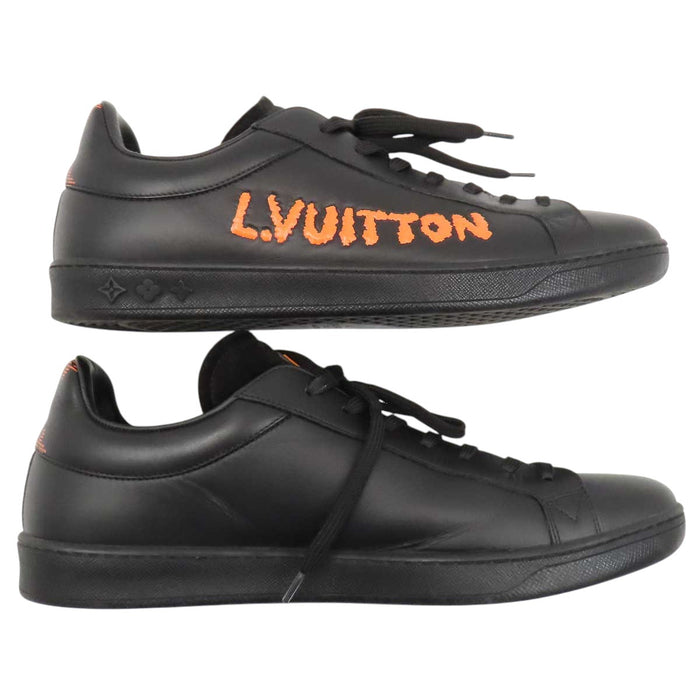 LOUIS VUITTON 
LV ロゴ ローカット レザー レースアップ 
ルクセンブルグ サモトラケ ライン スニーカー