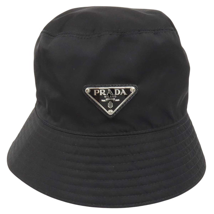 PRADA 
Triangle Logo Re-Nylon 
Re-Nylon Bucket Hat