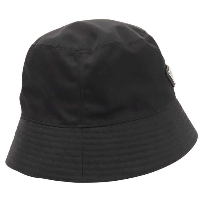 PRADA 
Triangle Logo Re-Nylon 
Re-Nylon Bucket Hat