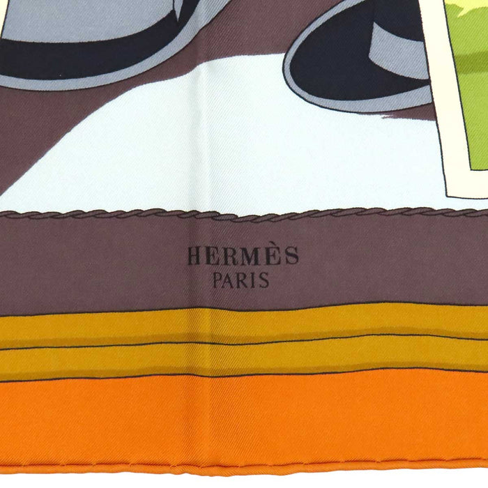 HERMES 
シルク 大判 
カレ 90 馬車とハット スカーフ