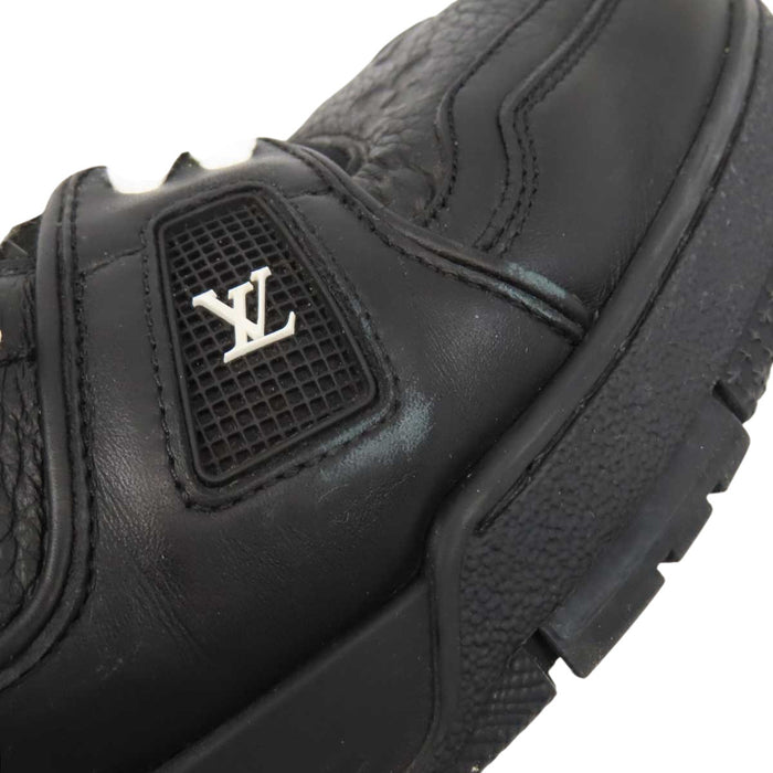LOUIS VUITTON 
ロゴ レースアップ 
LV トレイナー ライン スニーカー 
モノグラム