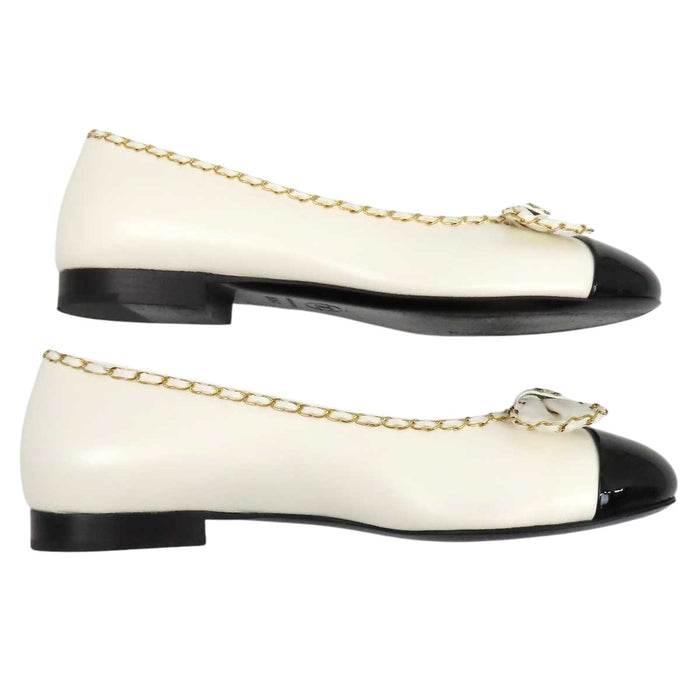 CHANEL 
COCO CC Chain Ribbon Patent Two-Tone 
Coco Mark Ballerina Flat Pumps