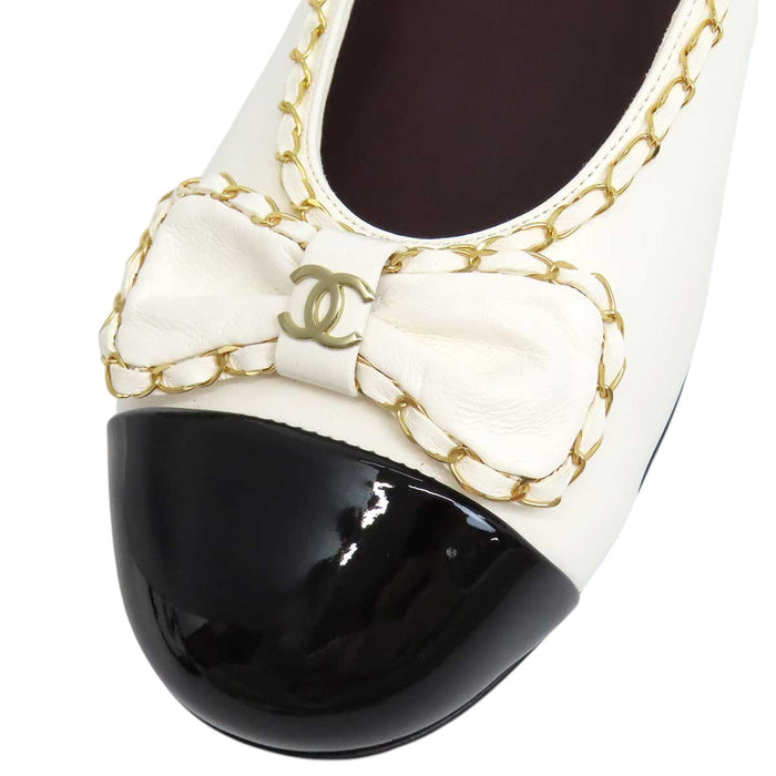 CHANEL 
COCO CC Chain Ribbon Patent Two-Tone 
Coco Mark Ballerina Flat Pumps