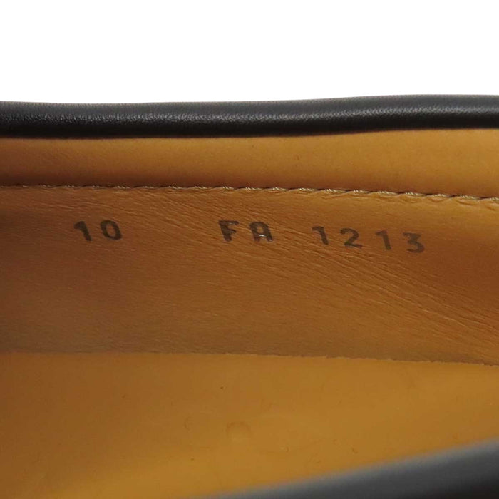 LOUIS VUITTON 
Logo Leather 
LV Dandy Line Loafers