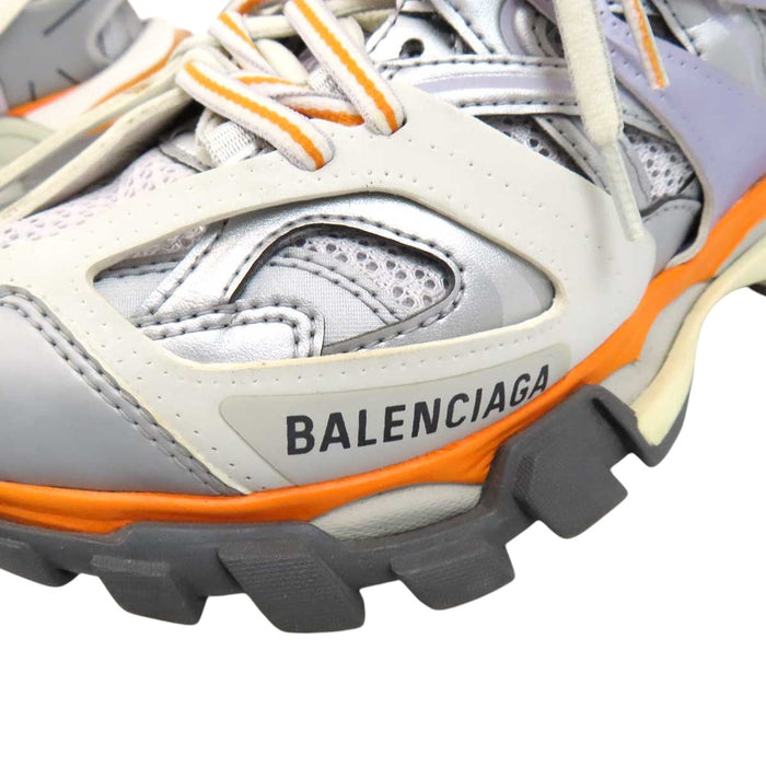 BALENCIAGA 
ロゴ レースアップ 
Track スニーカー