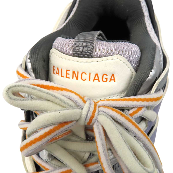 BALENCIAGA 
ロゴ レースアップ 
Track スニーカー