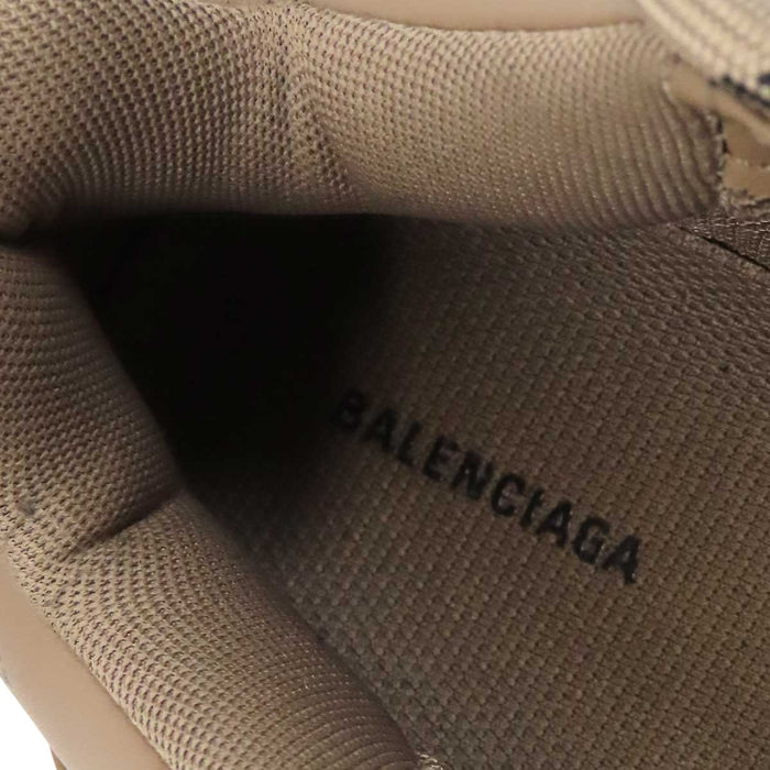 BALENCIAGA 
トリプルS ロゴ レザー レースアップ 
Triple S スニーカー