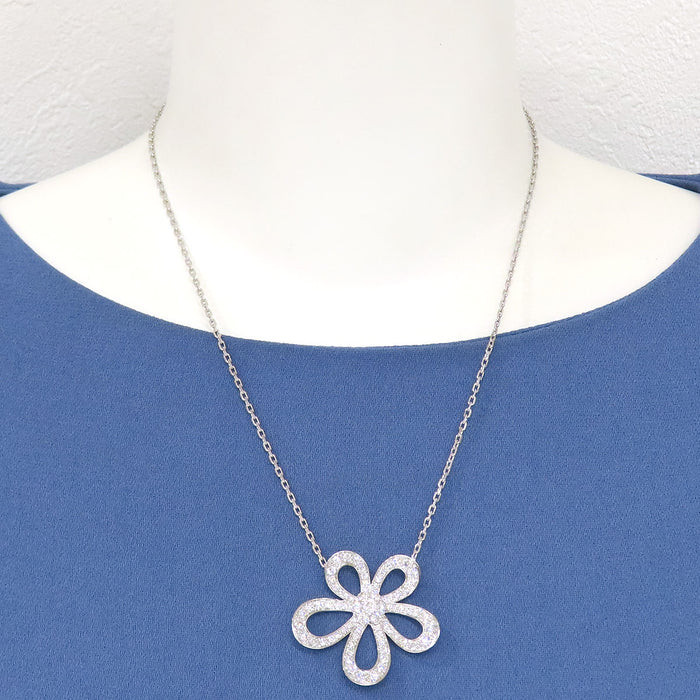 Van Cleef & Arpels 
フラワー レース ネックレス