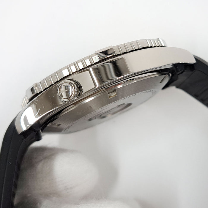 TAG HEUER 
アクアレーサーキャリバー5