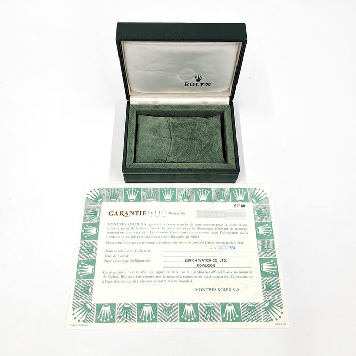 ROLEX 
Oyster Perpetual 
avec boîte et papiers