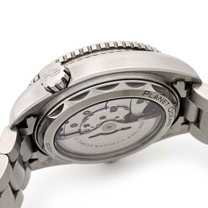 OMEGA 
Seamaster 600 Planet Ocean 
avec papiers