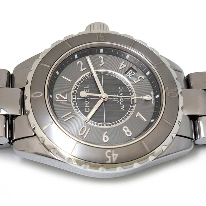 CHANEL 
J12 クロマティック 38mm 
箱ギャラ付