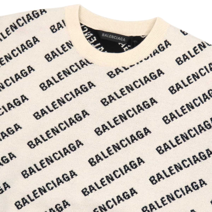 BALENCIAGA 
総柄 
オールオーバー ロゴ ニット