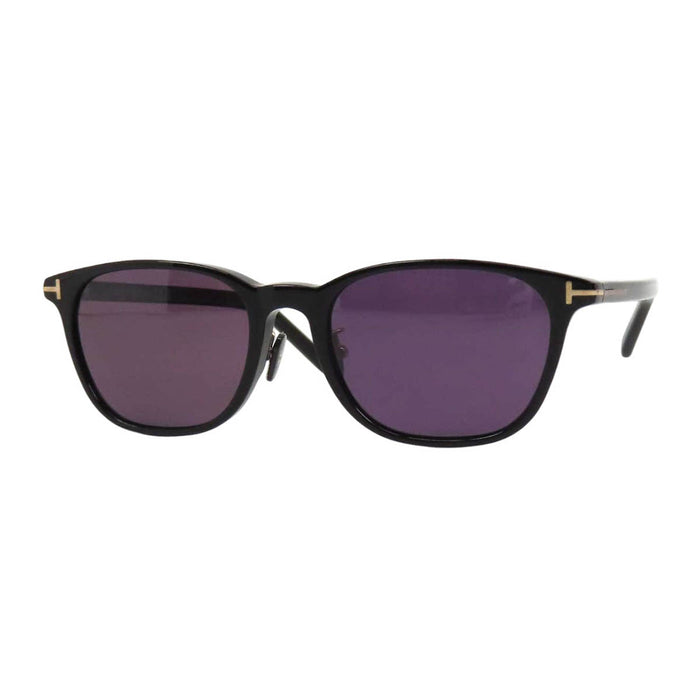 TOM FORD 
Eyewear colored lenses 
Logo sunglasses