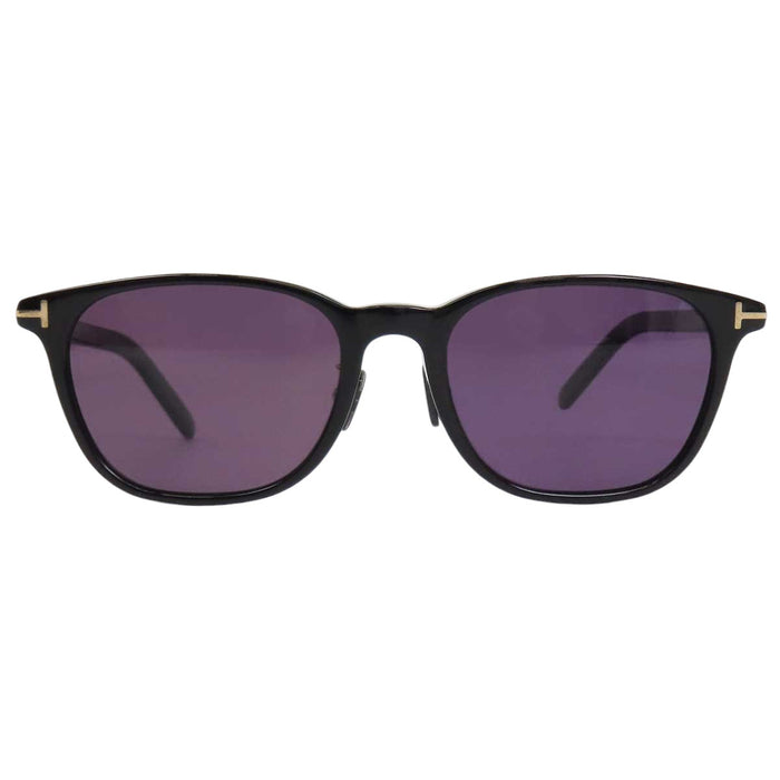TOM FORD 
Eyewear colored lenses 
Logo sunglasses