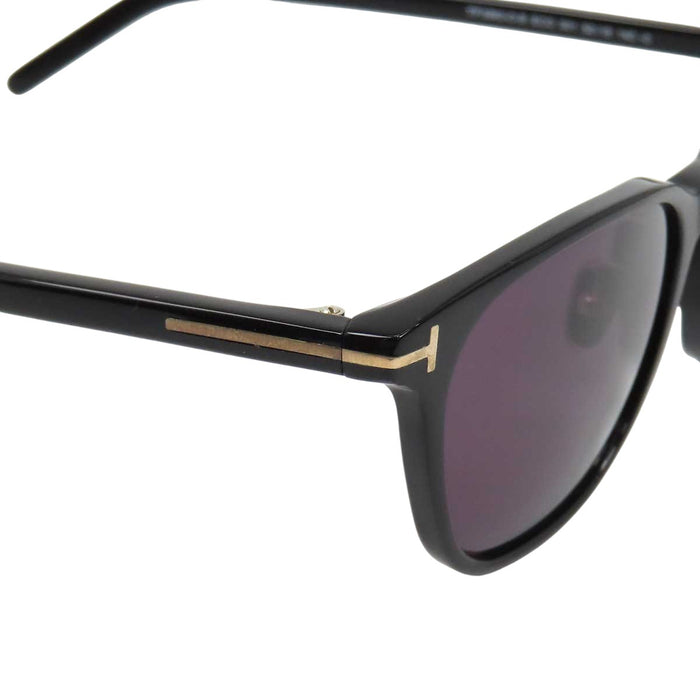 TOM FORD 
Eyewear colored lenses 
Logo sunglasses