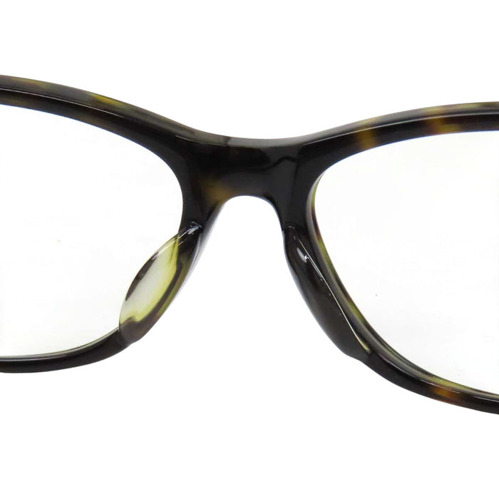 GUCCI 
Web stripe logo 
Interlocking G eyewear