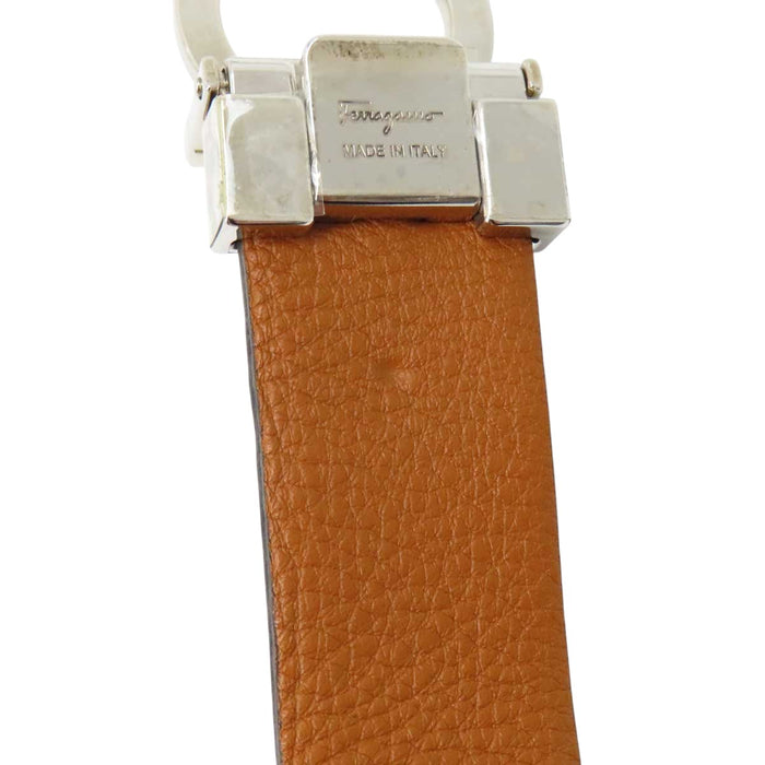Salvatore Ferragamo 
ロゴ ロゴ シルバーカラーメタル 
ガンチーニ リバーシブル レザー ベルト